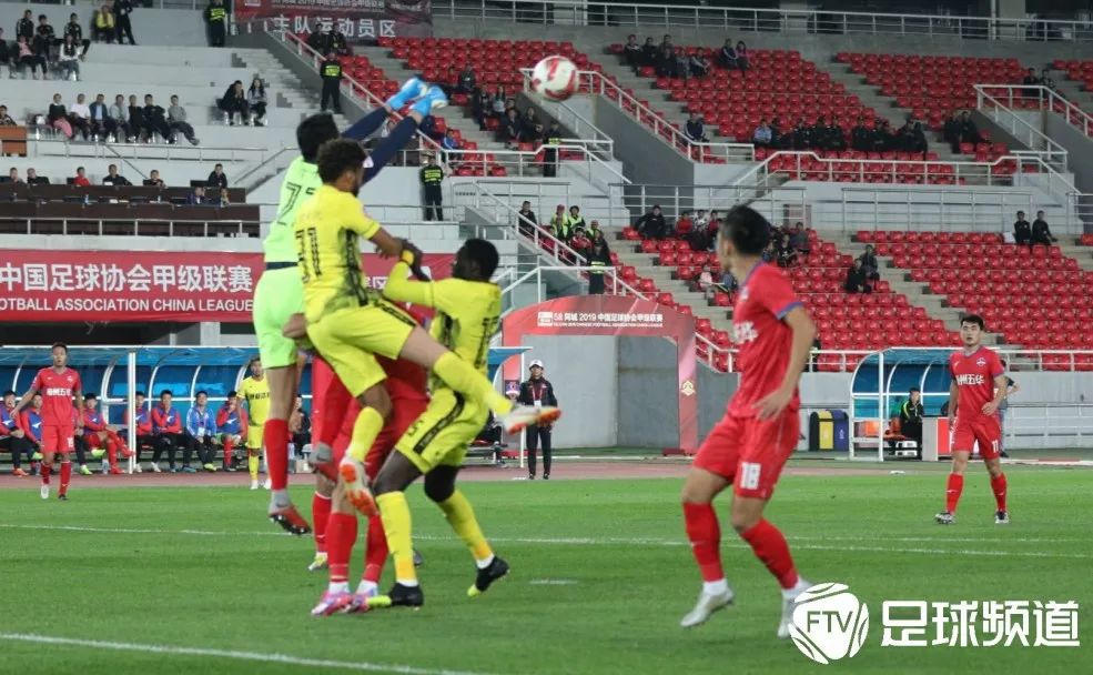  南特定位球战术显威客场战平雄心勃勃的马赛  