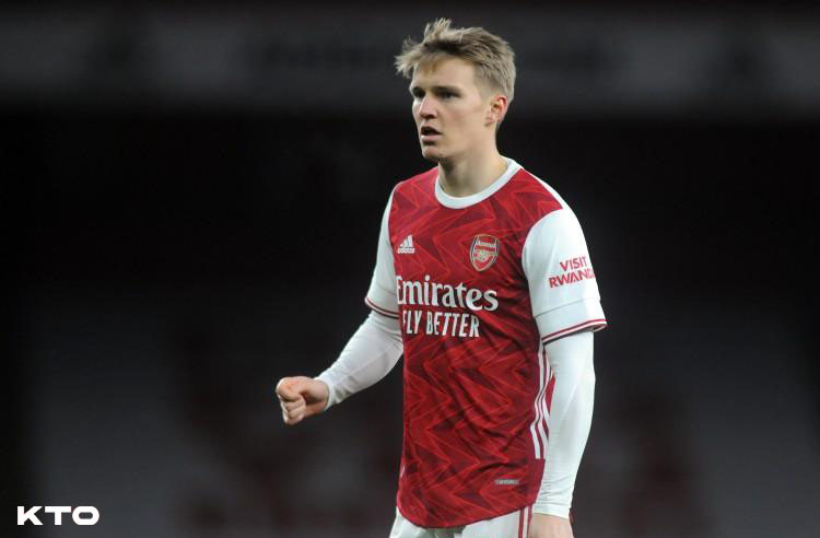  勒沃库森攻击群全面开花，五球大胜重塑进攻信心